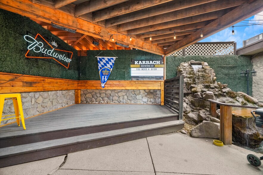 More Photos Of 5200 Doniphan Dr, El Paso Bar For Sale