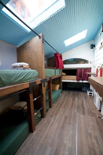 More Photos Of 3109 N Ola Ave, Tampa Hospitality For Sale