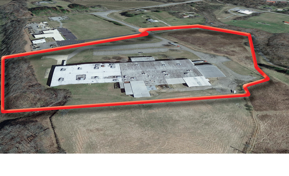 More Photos Of 200 Universal Dr, Centerville Distribution For Lease