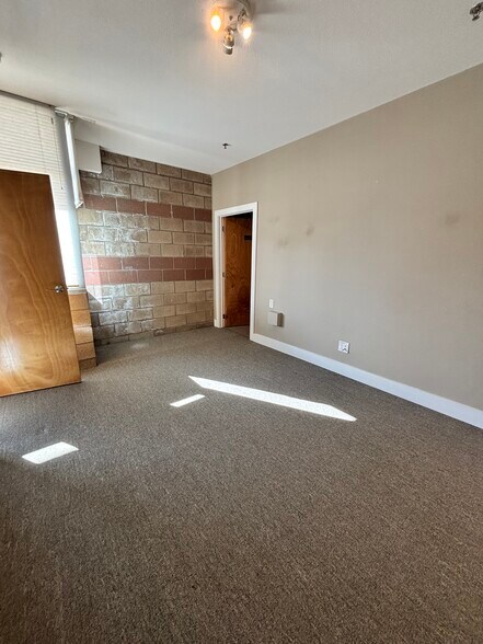 More Photos Of 4411 Yates St, Denver Apartments For Lease
