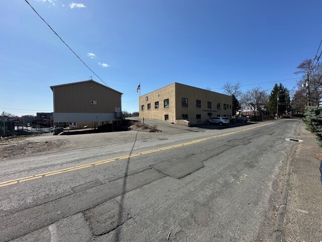 More Photos Of , Norwalk Unknown For Sale