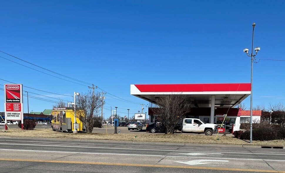 More Photos Of 9003 E Reno Ave, Oklahoma City Convenience Store For Sale
