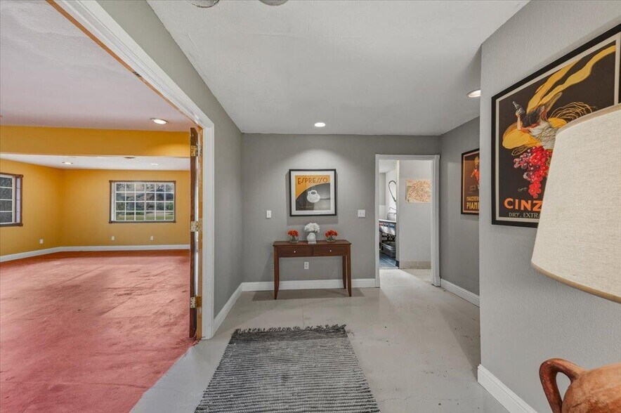 More Photos Of 11859 Tammy Way, Grass Valley Office For Sale
