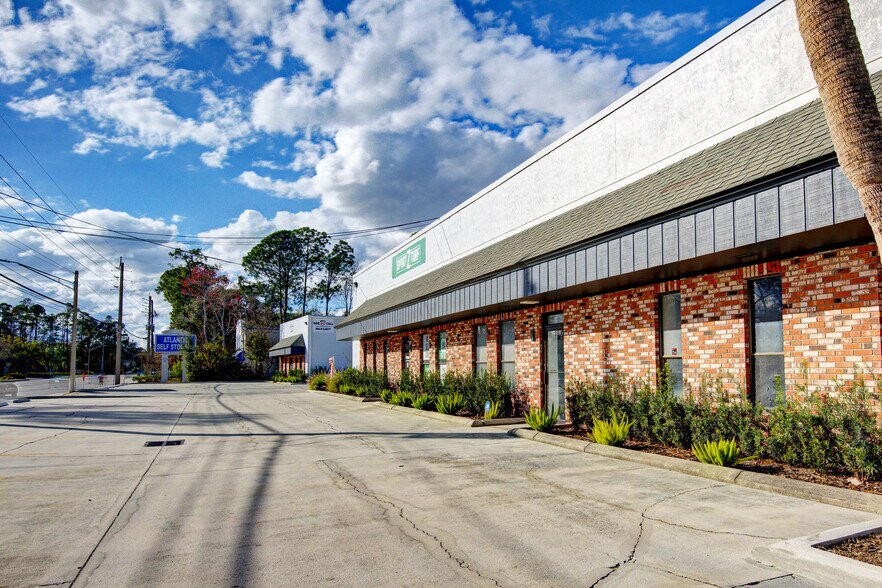 More Photos Of 4949 Sunbeam Rd, Jacksonville Unknown For Lease