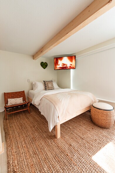 More Photos Of 2502 Tamarind Dr, Hutchinson Island Hotel For Sale