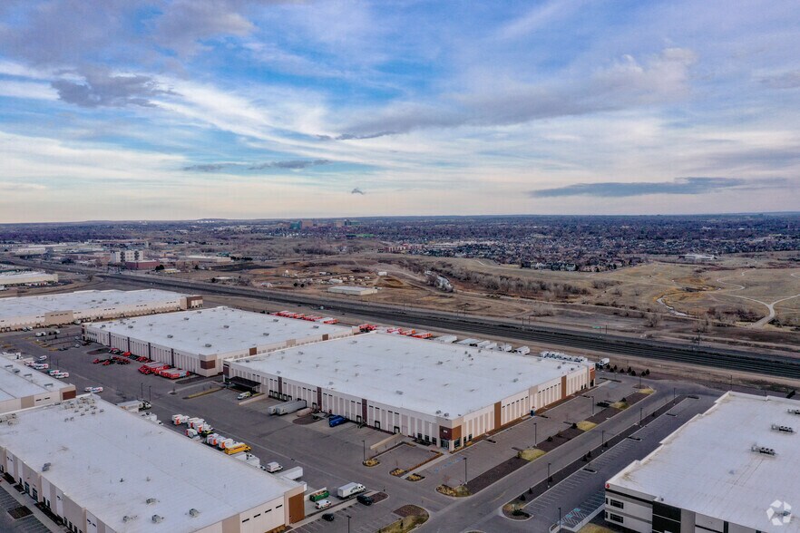 More Photos Of 9650-9690 E 40th Ave, Denver Distribution For Lease