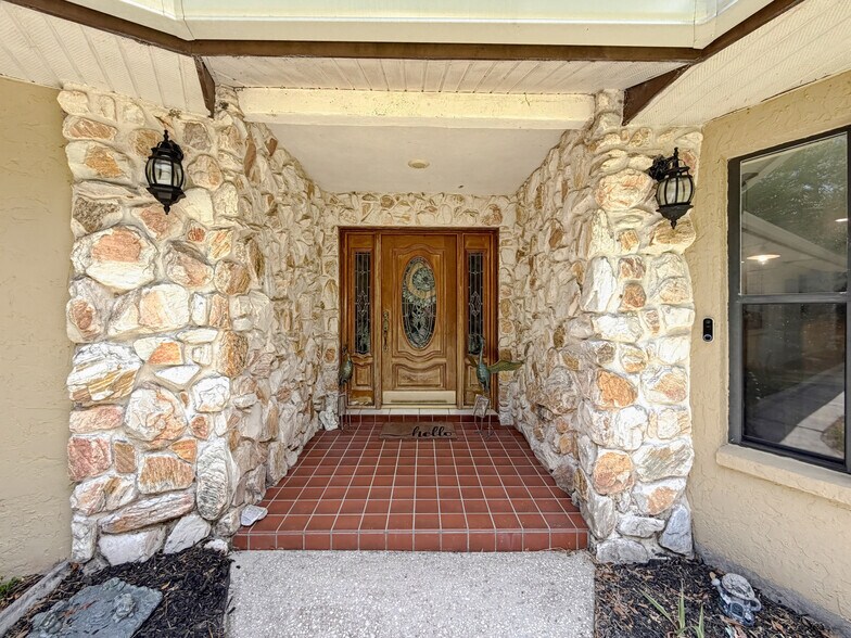 More Photos Of 26311 Willow St, Brooksville Specialty For Sale