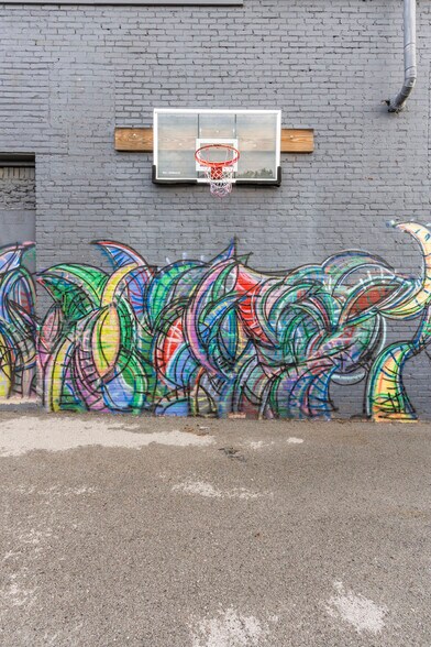 More Photos Of 621 S Kenosha Ave, Tulsa Auto Repair For Sale