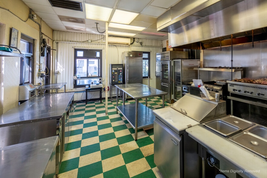 More Photos Of 517 West St, Pittsboro Freestanding For Sale