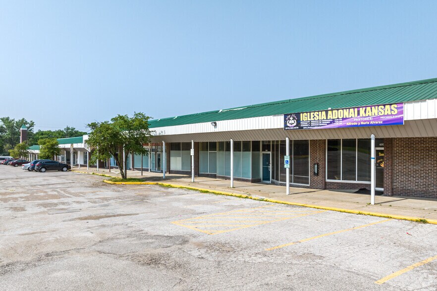 More Photos Of 6000 Leavenworth Rd, Kansas City Unknown For Lease