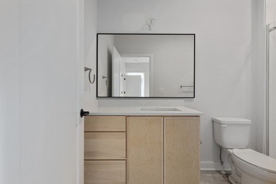 More Photos Of 4523 Forest Ave, Kansas City Multifamily For Sale