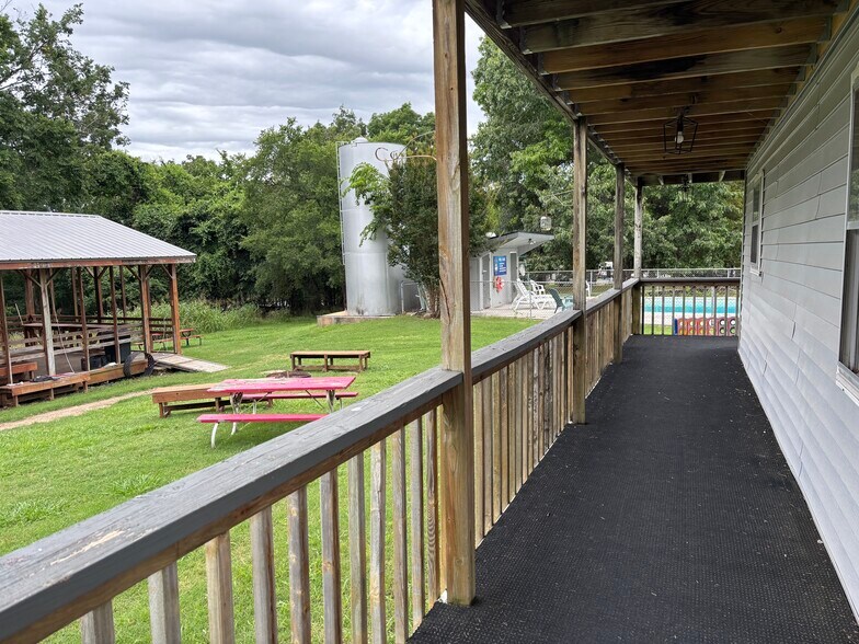 More Photos Of 1575 Tablerock Cir, Branson Hotel For Sale