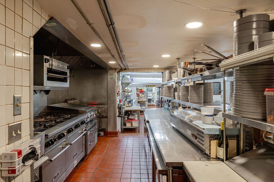 More Photos Of 37 Catamount Rd Hillsdale, Hillsdale Hotel For Sale