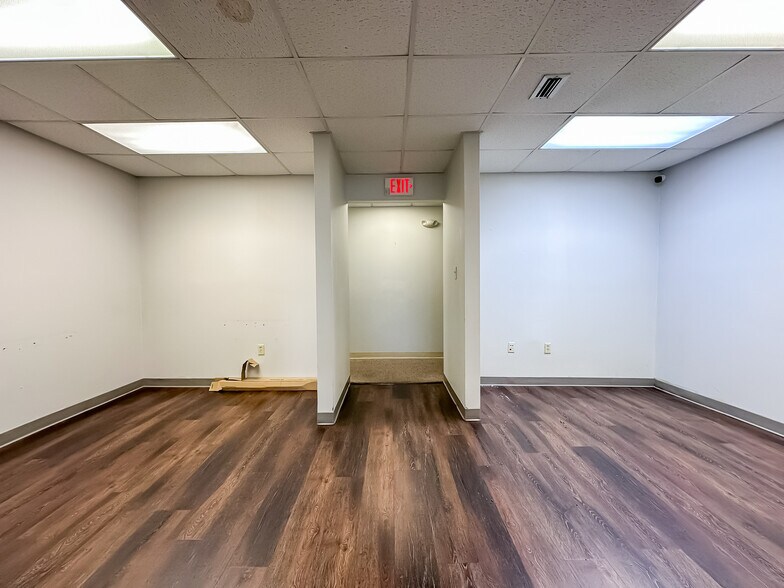 More Photos Of 103 S Florida Ave, Lakeland Office For Lease