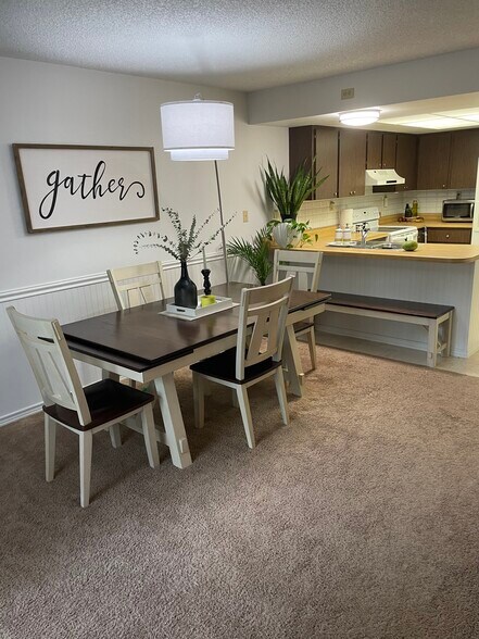 More Photos Of 1031 SE 9th St, Cape Coral Apartments For Sale