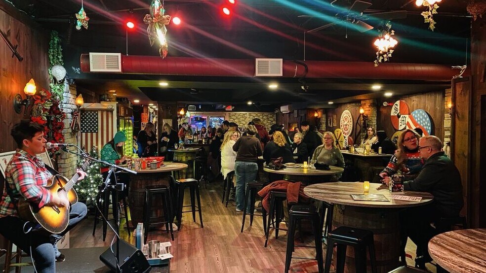 More Photos Of 762 Main St, Stroudsburg Storefront Retail Residential For Sale