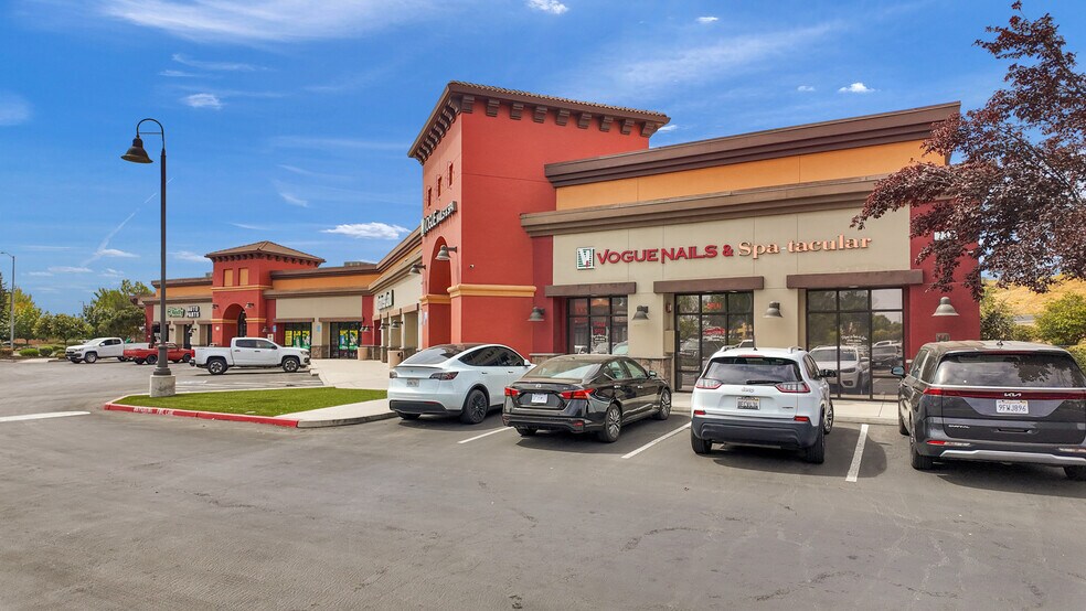 More Photos Of 739-779 Herndon Ave, Clovis Unknown For Sale