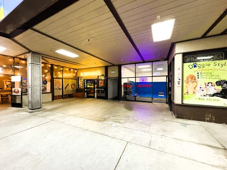 More Photos Of 470-480 Blossom Hill Rd, San Jose Unknown For Lease