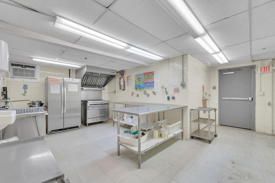 More Photos Of 309 Vine St, Camden Daycare Center For Sale