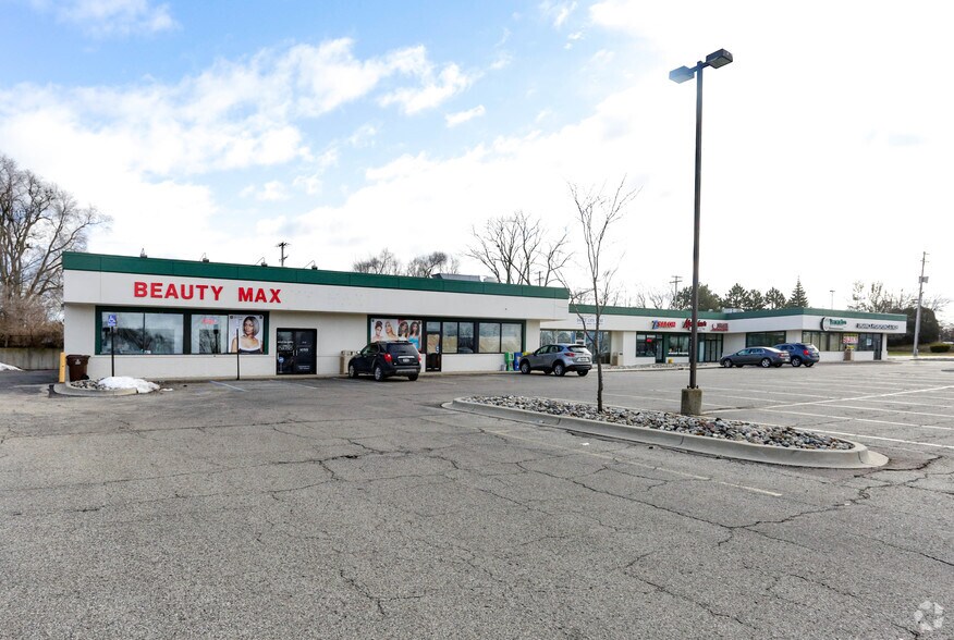 More Photos Of 319-325 S Waverly Rd, Lansing Unknown For Lease