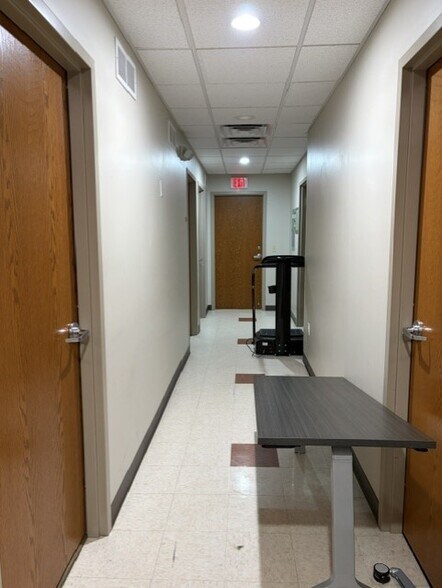 More Photos Of 6114 W Capitol Dr, Milwaukee Medical For Sale