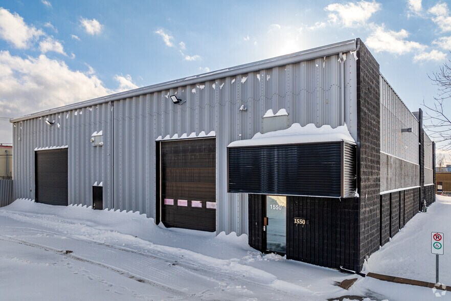 More Photos Of 1550-1560 Rue Michelin, Laval Self Storage For Sale