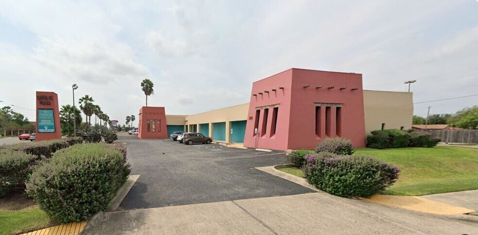 More Photos Of 2917 N 23rd St, McAllen Medical For Lease