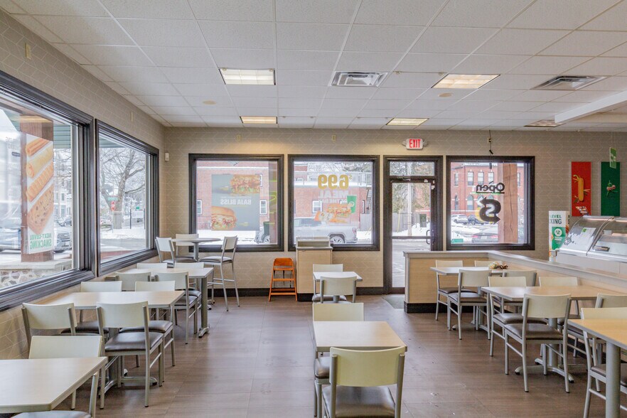 More Photos Of 615 Main St, Westbrook Fast Food For Sale