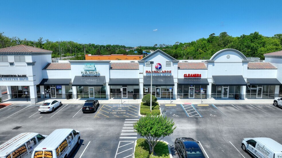 More Photos Of 4922-4942 W Sr-46 Hwy, Sanford Unknown For Lease