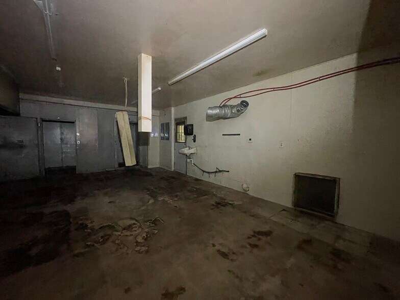 More Photos Of 2205 Highway 49, Wiggins Specialty For Sale