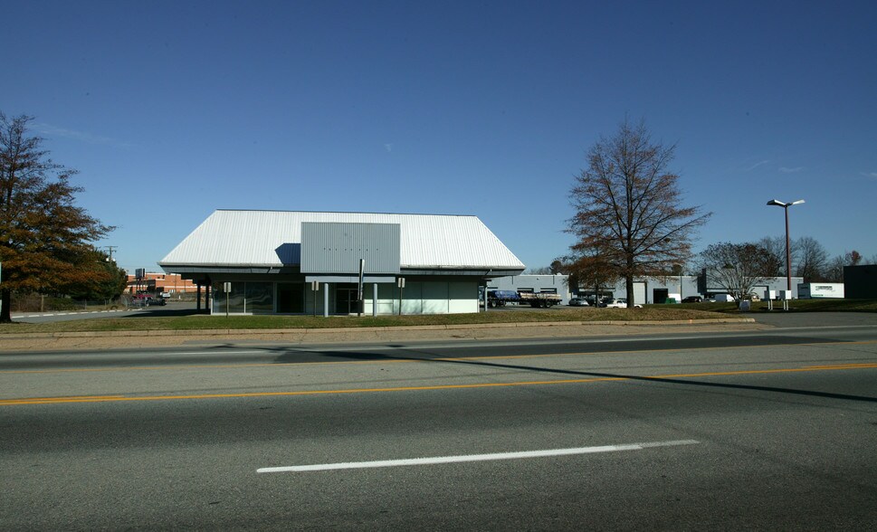 More Photos Of 133 E Belt Blvd, Richmond Industrial For Sale