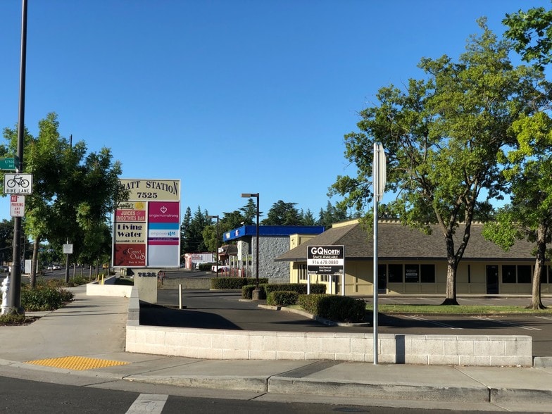 Primary Photo Of 7525 Auburn Blvd, Citrus Heights Unknown For Sale