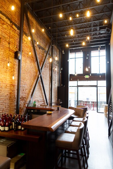 More Photos Of 807 Main St, Napa Restaurant For Sale