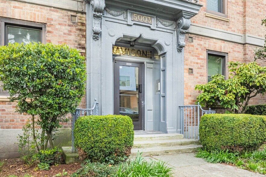More Photos Of 5003 15th Ave NE, Seattle Apartments For Sale