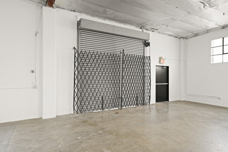 More Photos Of 13214 Crenshaw Blvd, Gardena Warehouse For Lease
