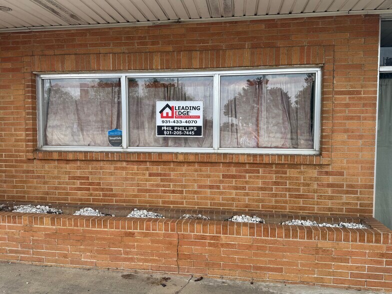 More Photos Of 207 E Gaines St, Lawrenceburg General Retail For Sale