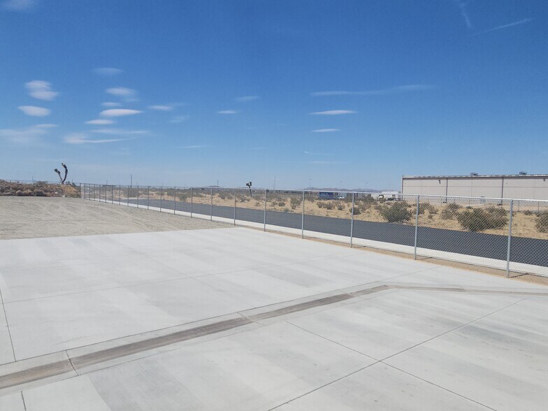 More Photos Of 17454 Adelanto Rd, Adelanto Distribution For Sale