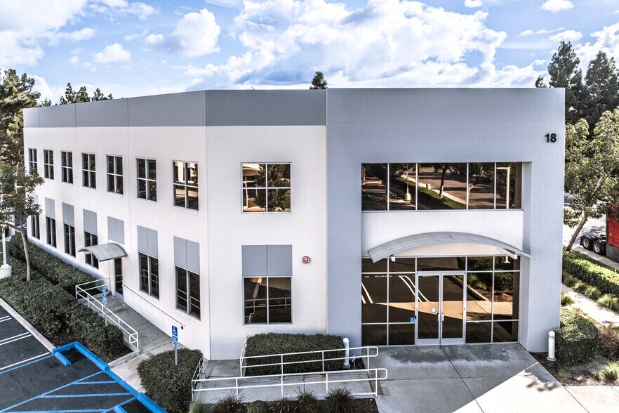 More Photos Of 18 Bunsen, Irvine Research And Development For Sale