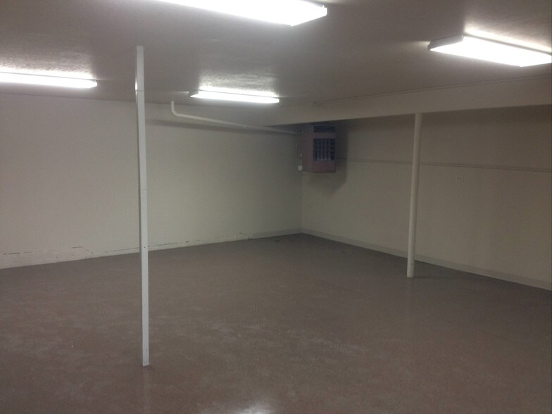 More Photos Of 1125 E 4th St, Reno Auto Repair For Sale