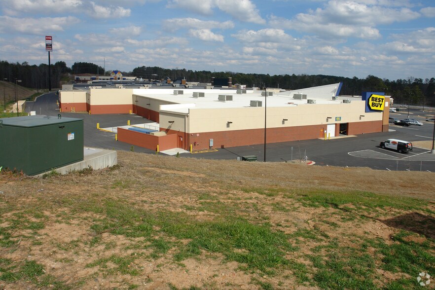 More Photos Of 2085-2425 Market Place Blvd, Cumming Unknown For Lease