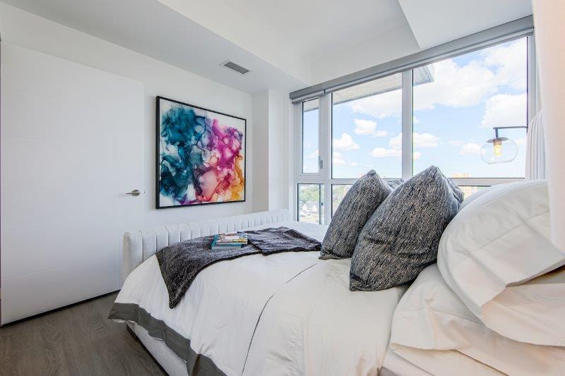 More Photos Of 45 Railroad St, Brampton Apartments For Lease