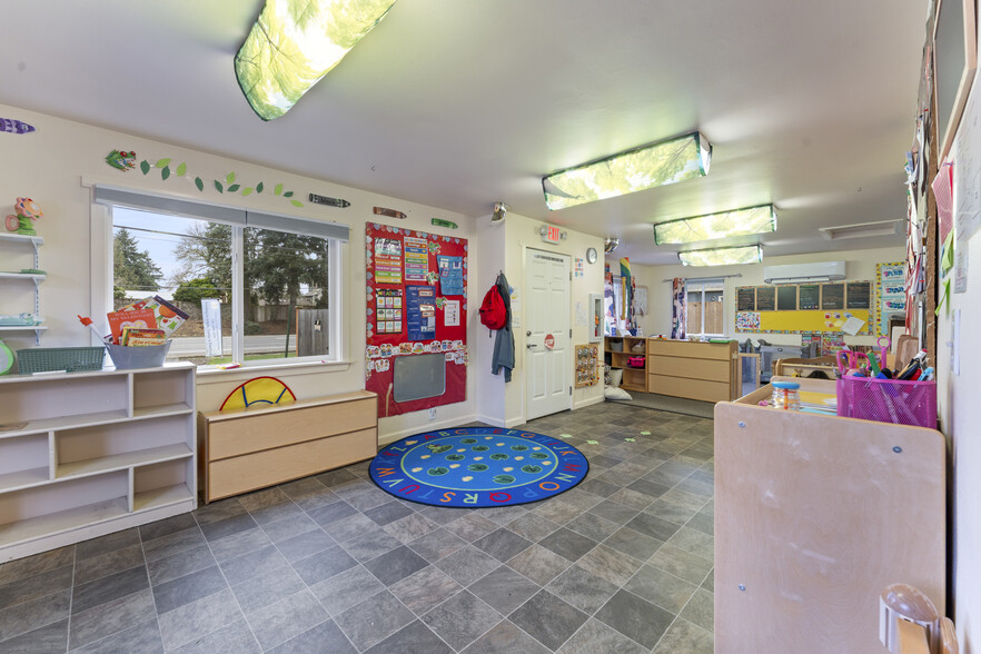 More Photos Of 2125 Coburg Rd, Eugene Healthcare For Sale