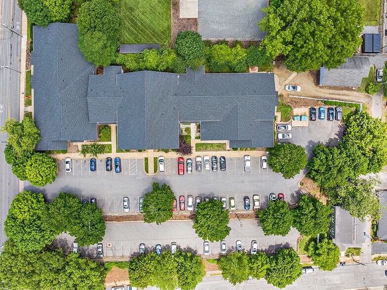 More Photos Of 77 Central Ave, Asheville Office For Sale