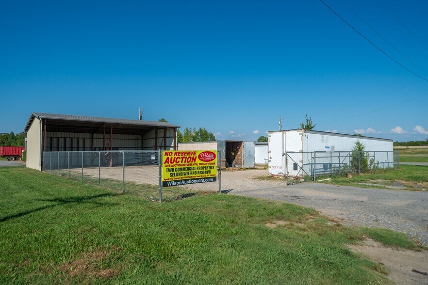 More Photos Of 679 Highway 365, Mayflower Office For Sale