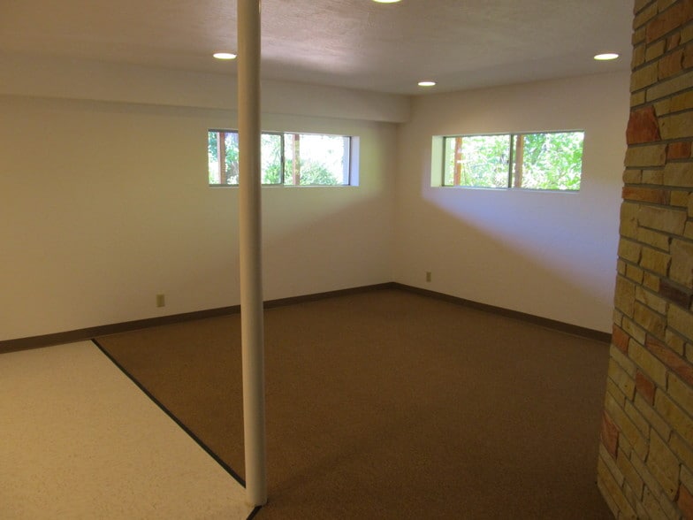 More Photos Of 111 Margaret Ln, Grass Valley Office For Sale
