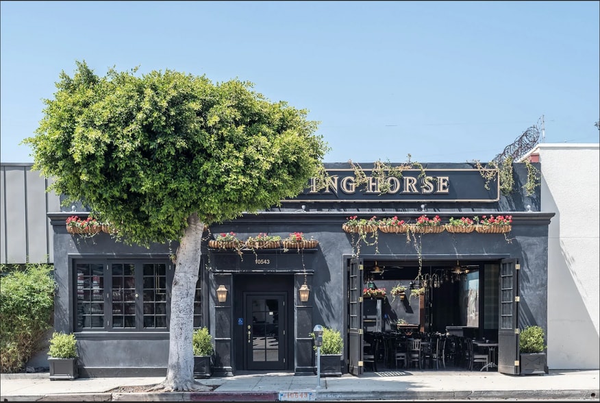 Primary Photo Of 10543 W Pico Blvd, Los Angeles Restaurant For Lease