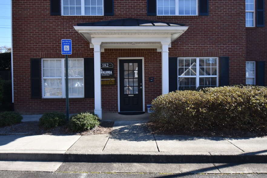 More Photos Of 160-182 Prospect Pl, Alpharetta Loft Creative Space For Lease