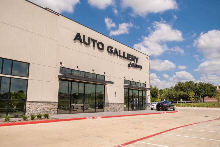 More Photos Of 751 N Central Expy, Mc Kinney Auto Dealership For Sale
