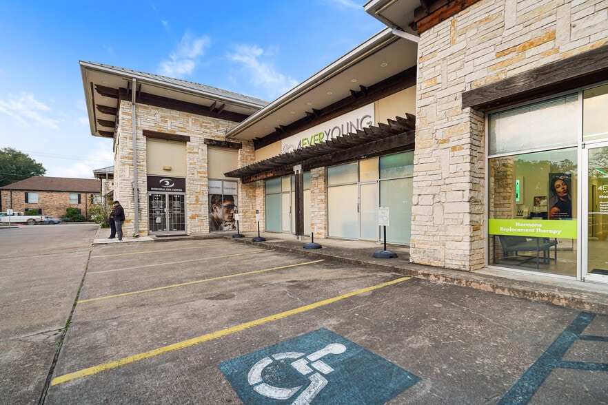 Primary Photo Of 550 Heights Blvd, Houston Freestanding For Lease