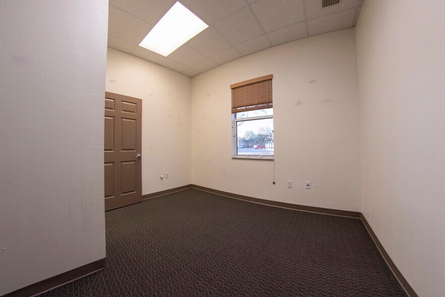 More Photos Of 24420 Sand Hill Blvd, Punta Gorda Unknown For Lease